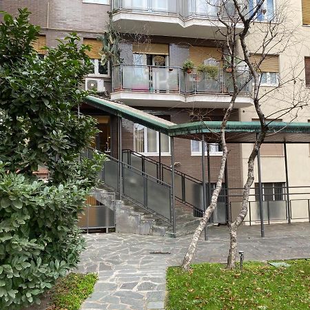 Milano Apartment - Navigli - Via Savona Luaran gambar