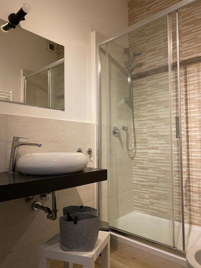 Milano Apartment - Navigli - Via Savona Luaran gambar